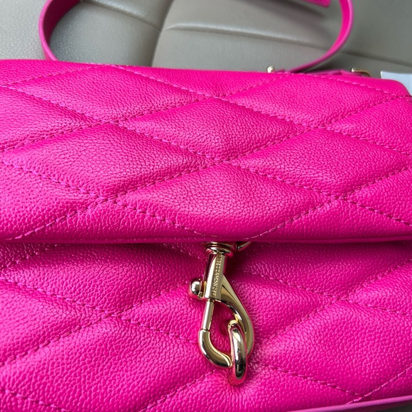 NWT REBECCA MINKOFF EDIE CROSSBODY

Color: Cosmic Pink - Picture 5 of 6